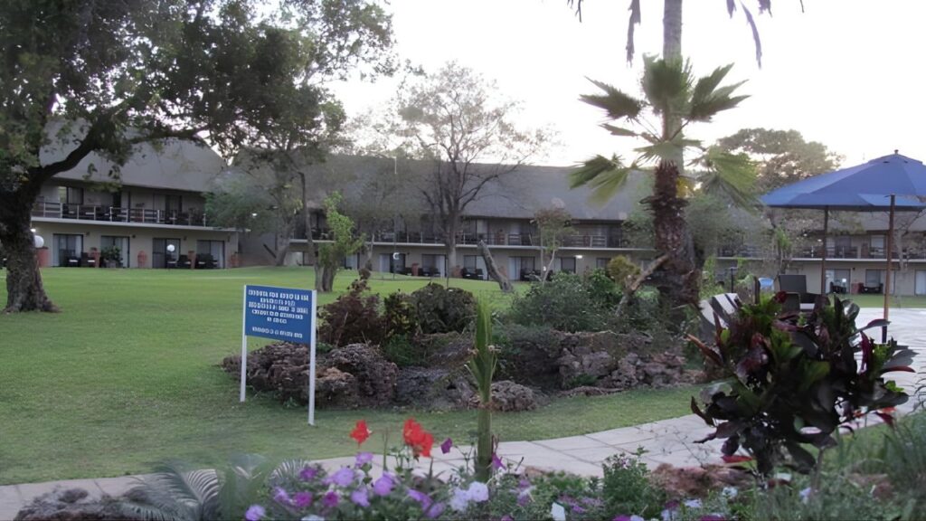 accommodation-on-a-5-day-victoria-falls-hwange-&-chobe