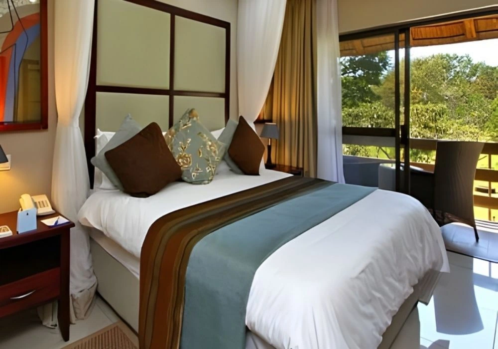 azambezi-lodge-victoria-falls