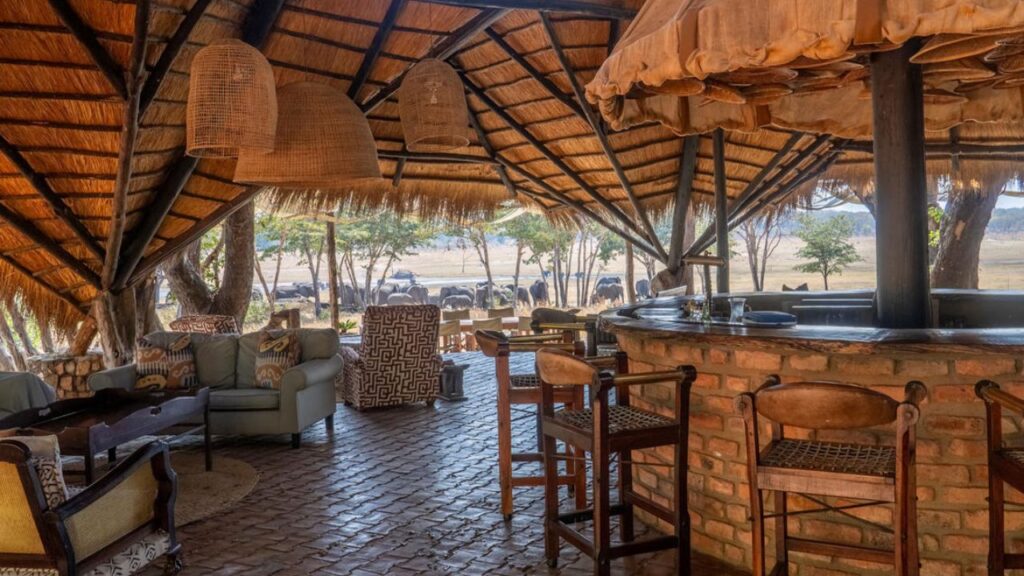 bar-at-sable-valley-lodge