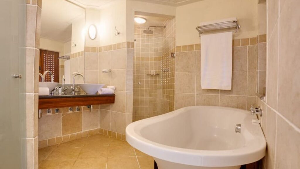 bathroom-at-david-livingstone-hotel