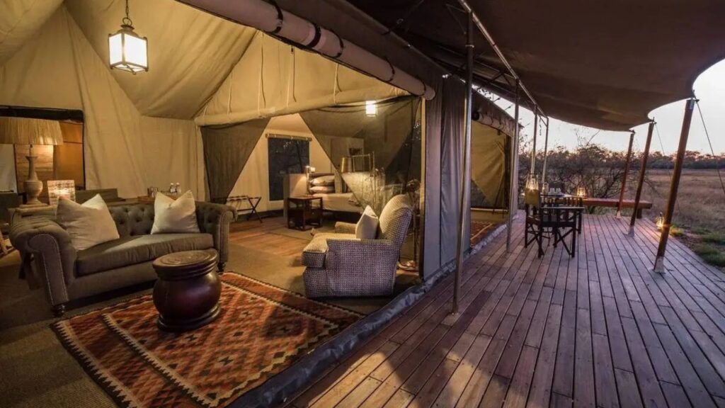 bedroom-at-little-machaba-camp