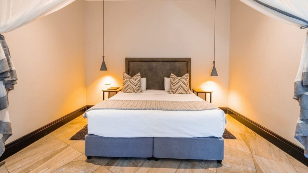 bedroom-nkosi-guest-lodge