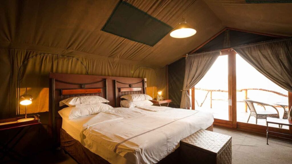 double-room-camp-savuti