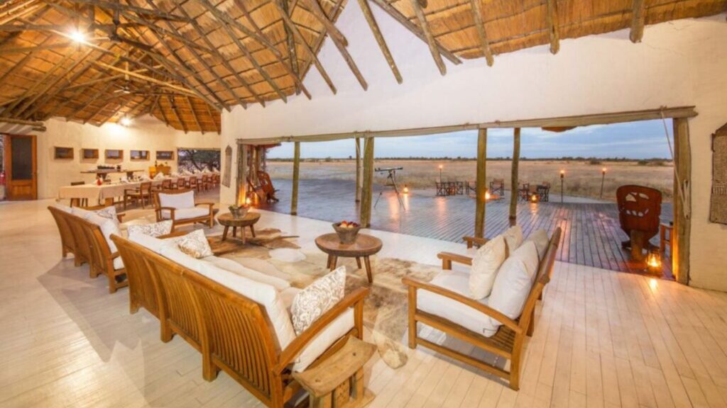 lounge-at-nxai-pan-camp