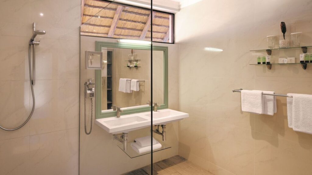 mokuti-etosha-lodge-bathroom