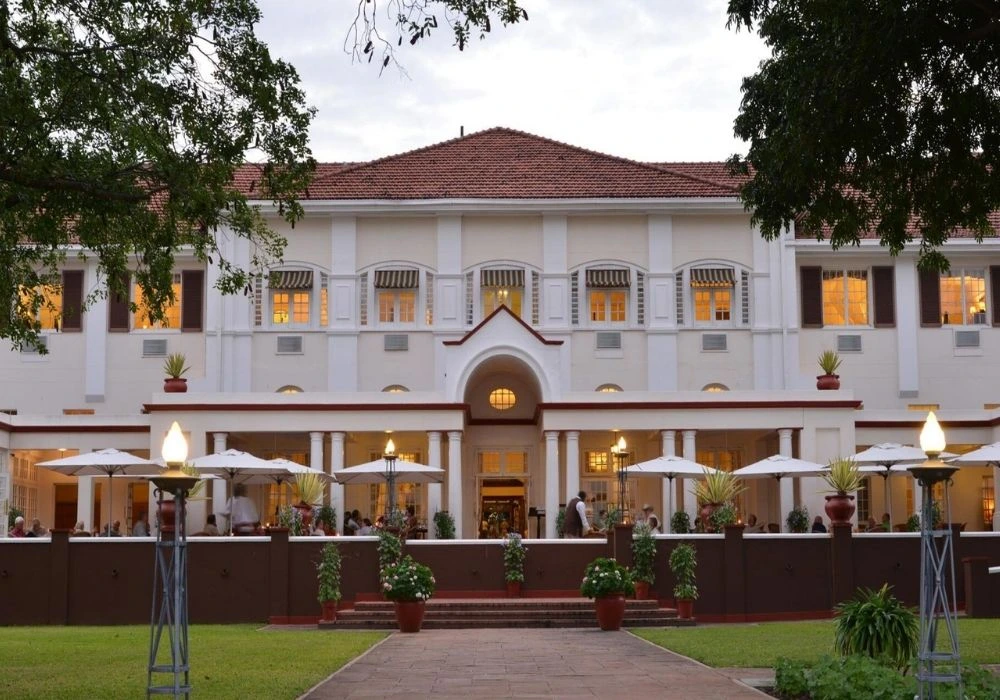 outside-victoria-falls-hotel-zimbabwe