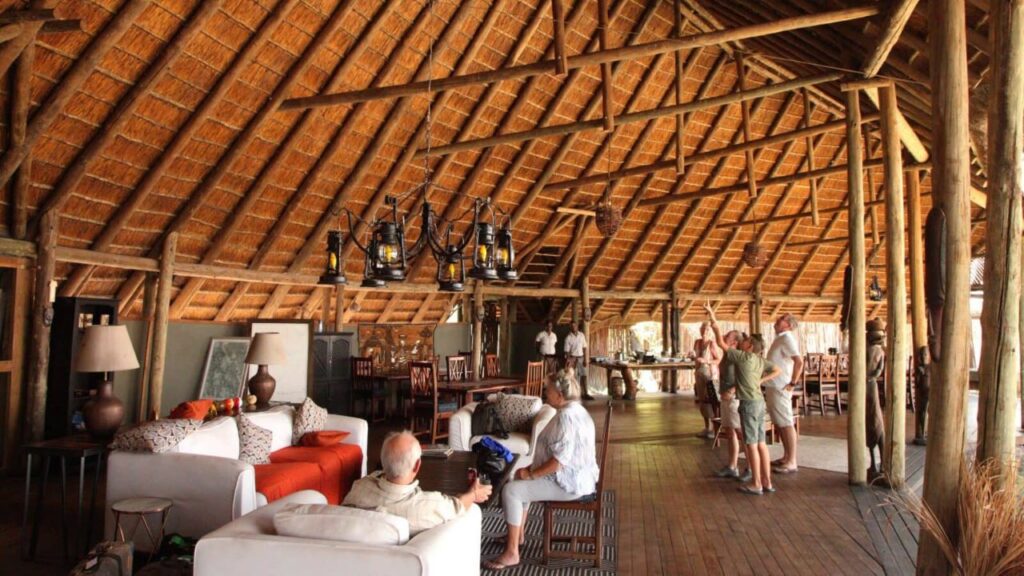 people-at-pom-pom-camp