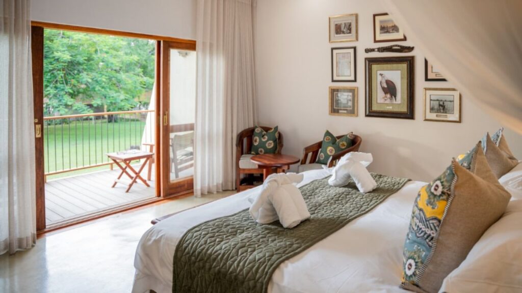 safari-rooms-at-chobe-safari-lodge