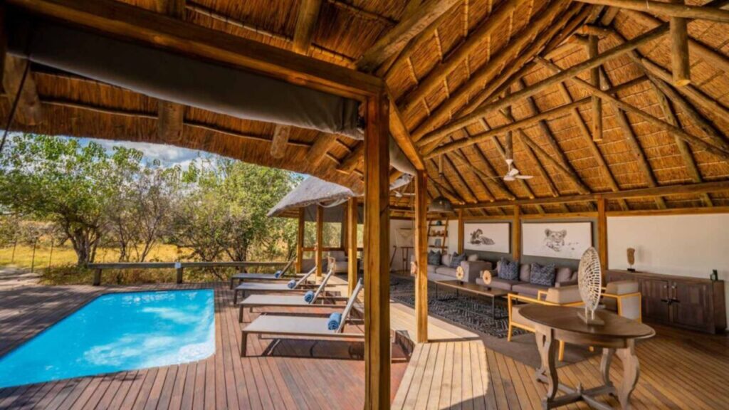 splash-camp-swimming-pool-view