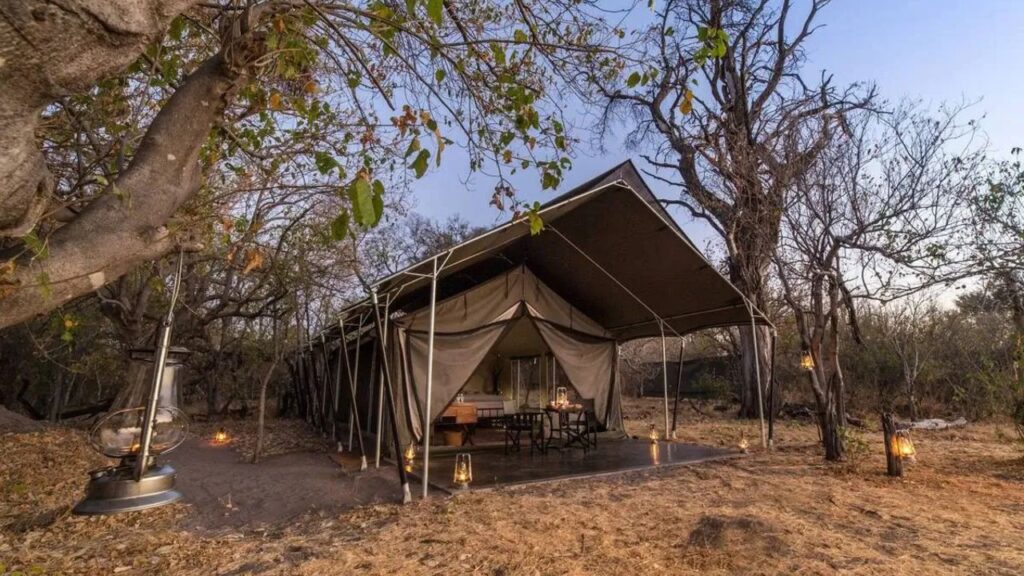 tent-accommodation-machaba-camp-botswana