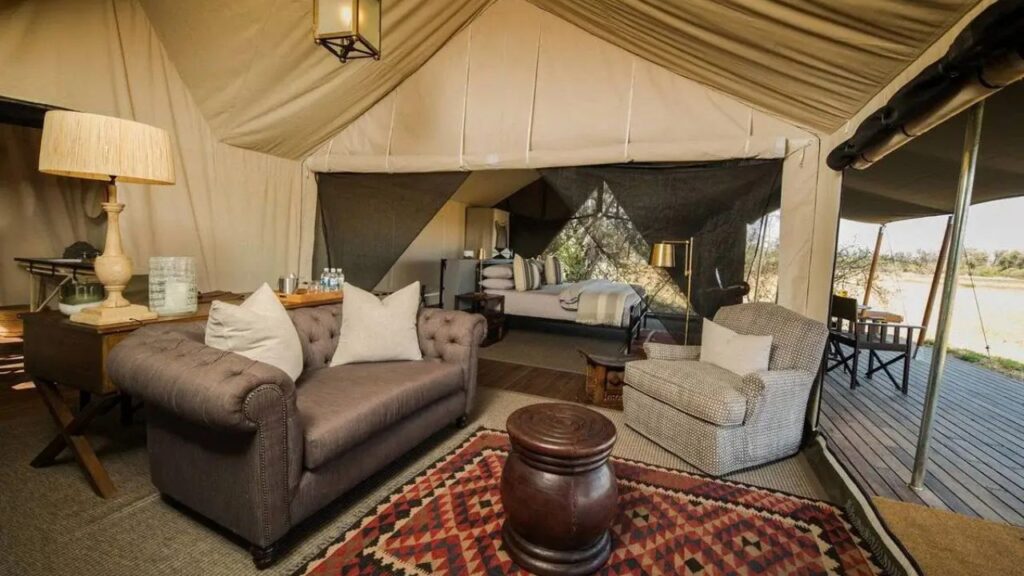 tent-bedroom-machaba-camp-botswana
