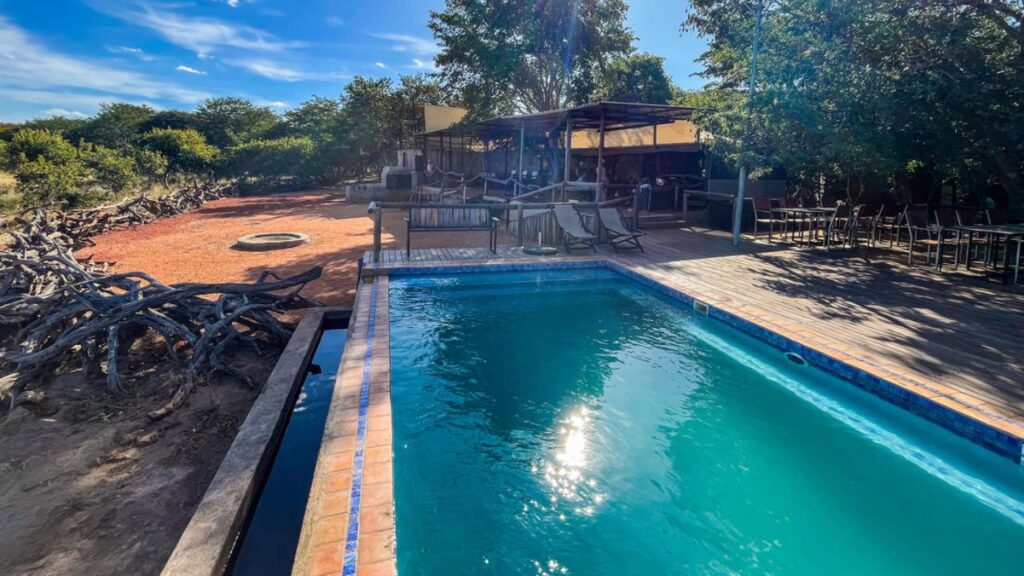 swimming-pool-at-iganyane-tented-lodge