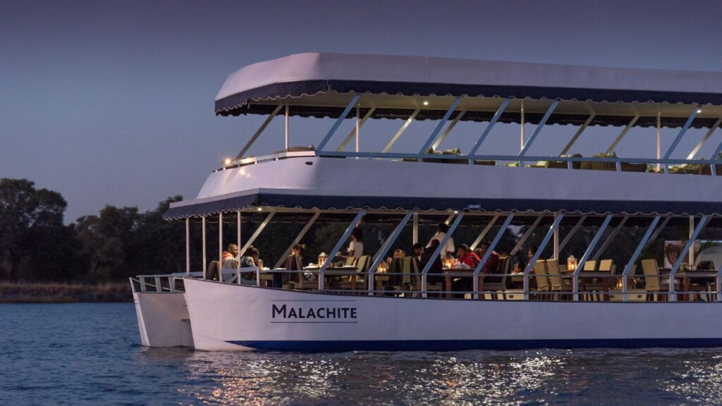 wild-horizon-zambezi-dinner-cruise